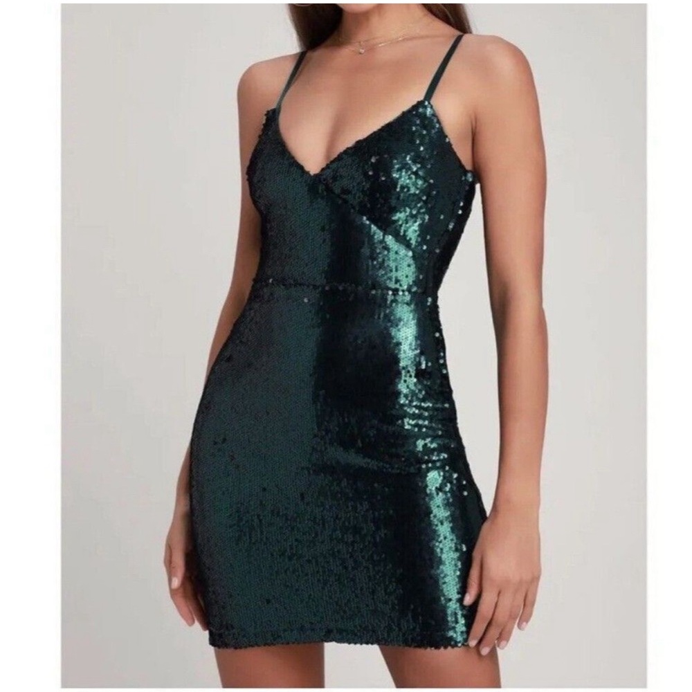 Lulu’s Emerald Green Sequin Dress